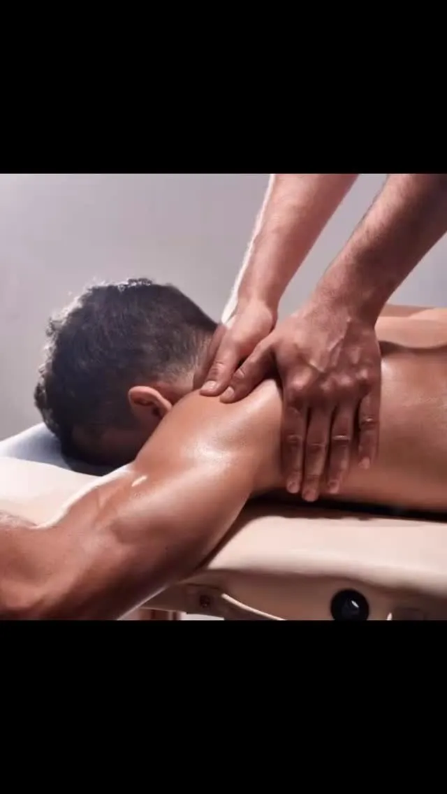 忘年会にゴルフに…